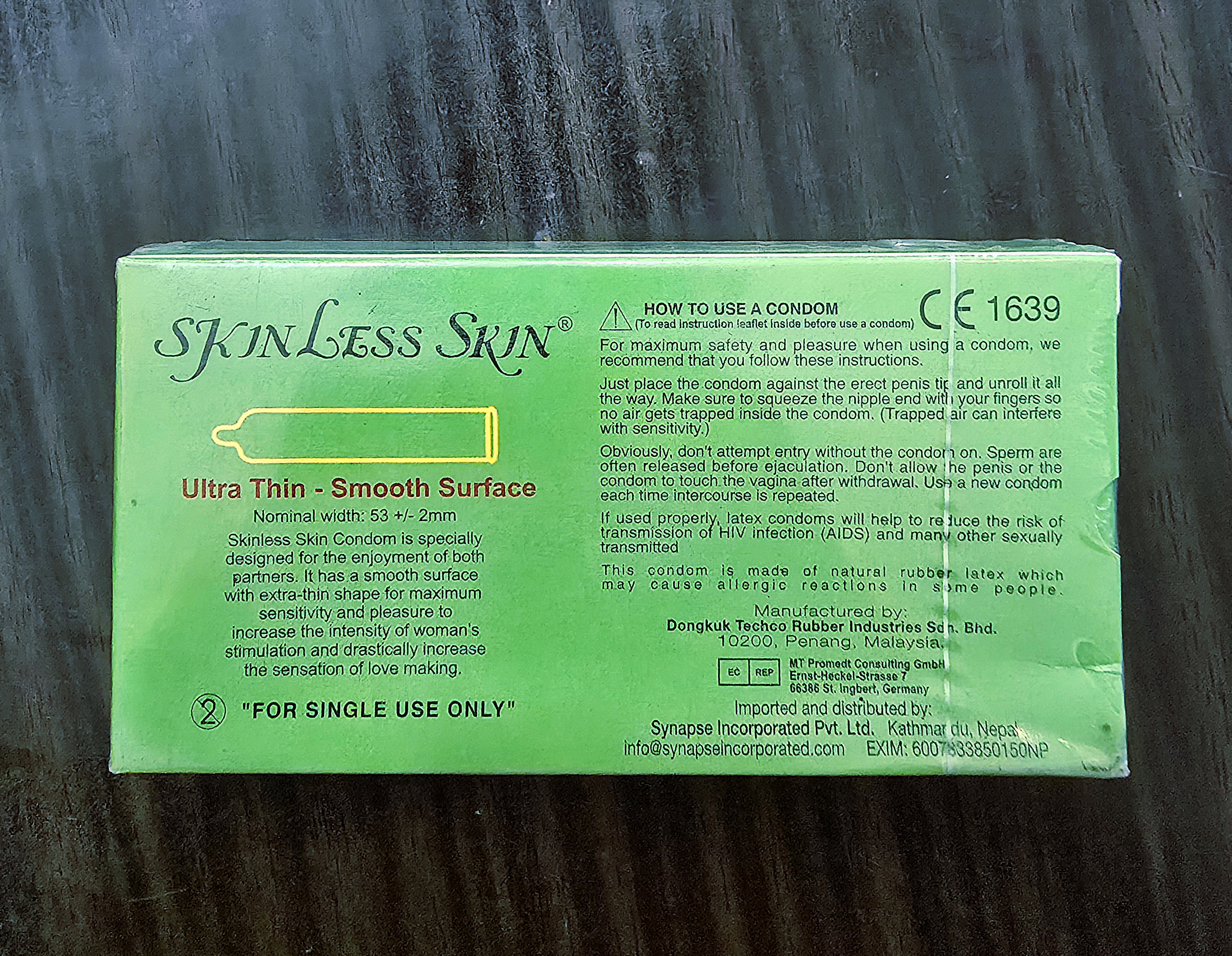 Skinless Skin Lubricated Banana Flavour 10s (Made in Malaysia)